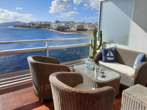 El Azul , amplia terraza con 